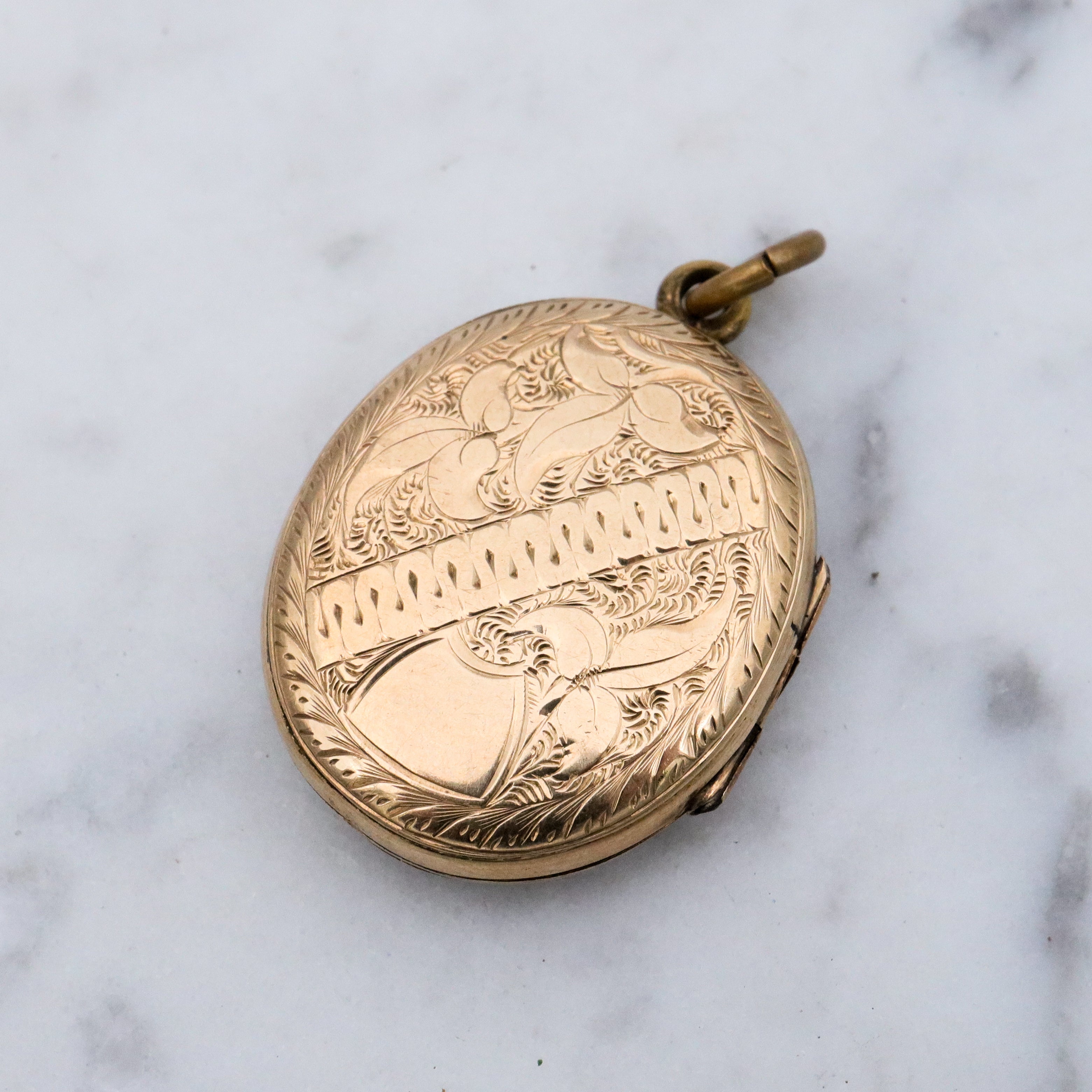 Antique Victorian 9k gold front & back "In Memory Of" black enamel mourning locket pendant
